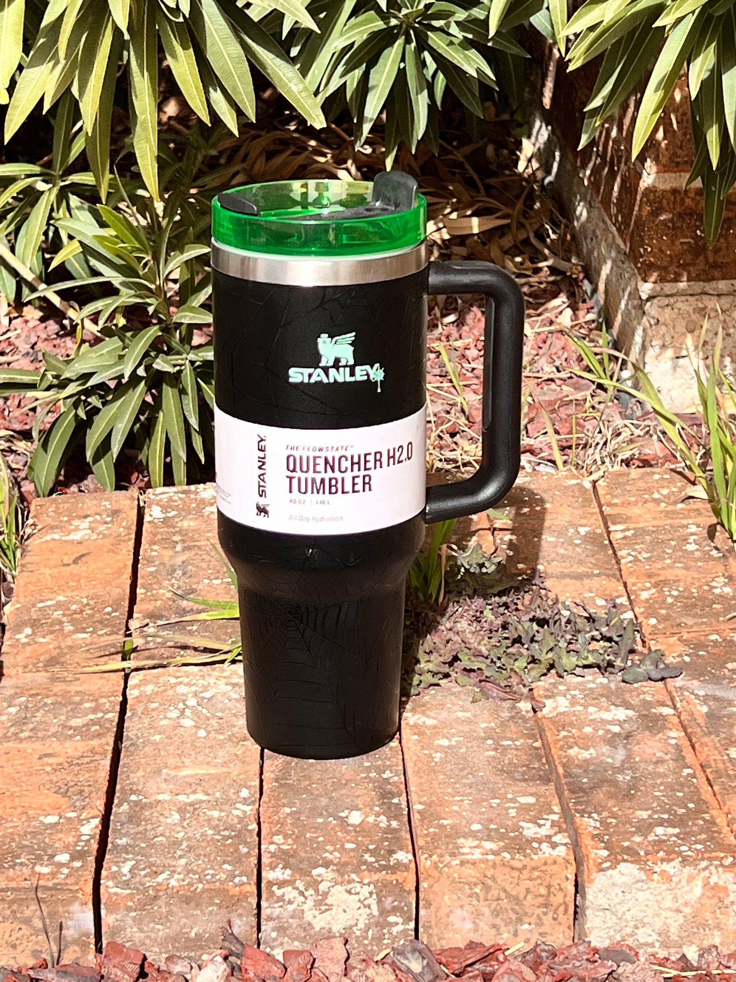 SPIDERWEB TUMBLER 40OZ
