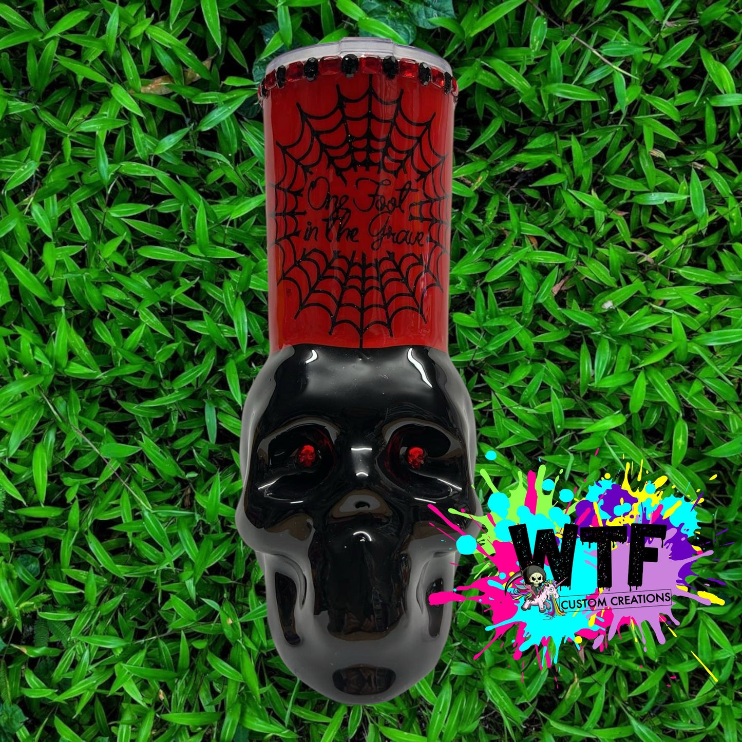 In The Grave Skull - 3D Tumbler